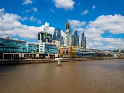 Residential and commercial buildings at the South Dock