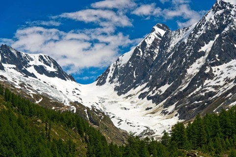 View to the Lotschenlucke mountain pass with Langgletscher glacier
