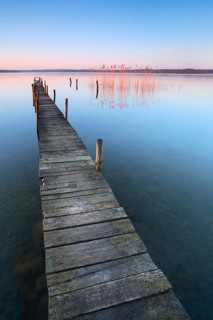 Narrow pier