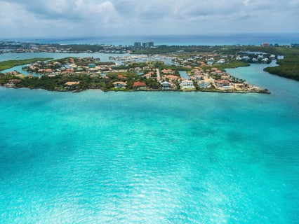 Westbay and Cypress Pointe with golf courses