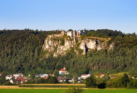 Arnsberg castle ruins and Arnsberg