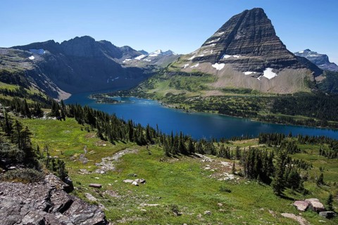 Hidden Lake with Bearhat Mountain