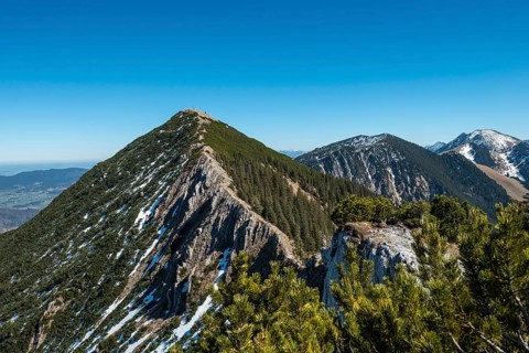 Ridge and summit of the Brecherspitz with remaining snow in spring