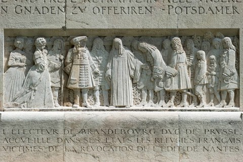 Elector Friedrich Wilhelm of Brandenburg takes up persecuted Huguenots