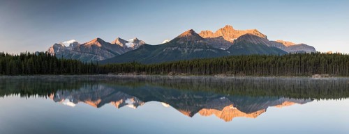 Herbert Lake at sunrise