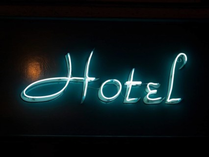 Illuminated lettering