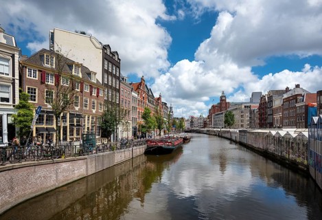 The Singelgracht at Bloomenmarkt