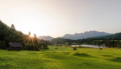 Lake Geroldsee at sunrise