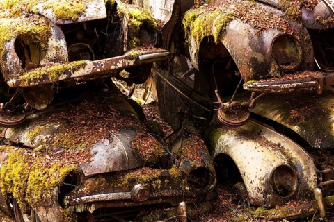 Rusty old vintage cars