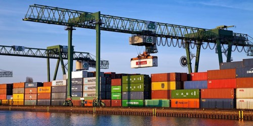 Loading bridges with containers