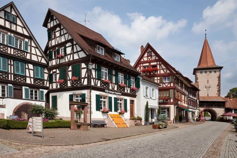Pedestrian zone with Obertorturm