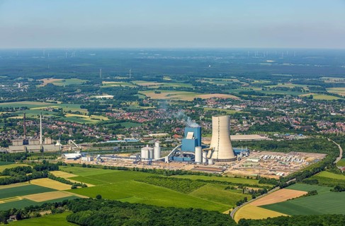 Power plant Datteln 4 under construction