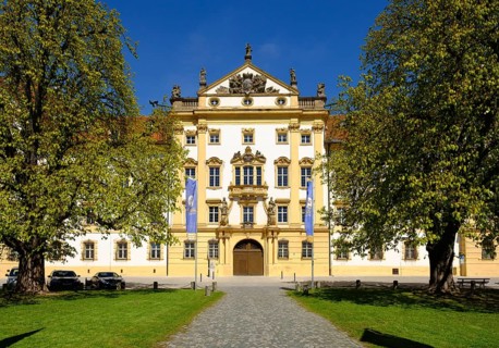 Main facade of the residence of Ellingen