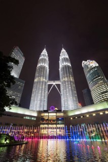 KLCC Lake Symphony Water Fountain Show
