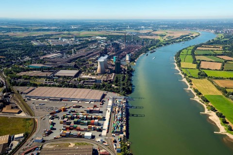 Container loading at River Rhine