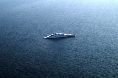 Yacht Azzam
