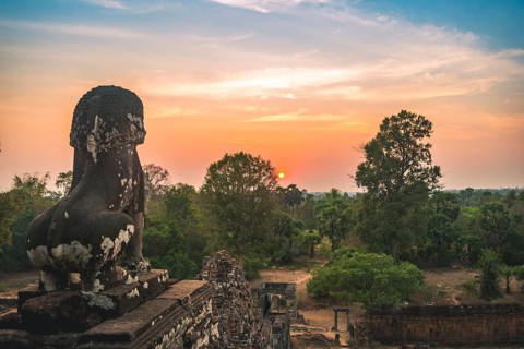 Lion figure as guardian