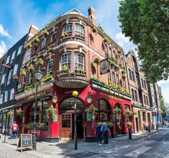 Crown and Anchor