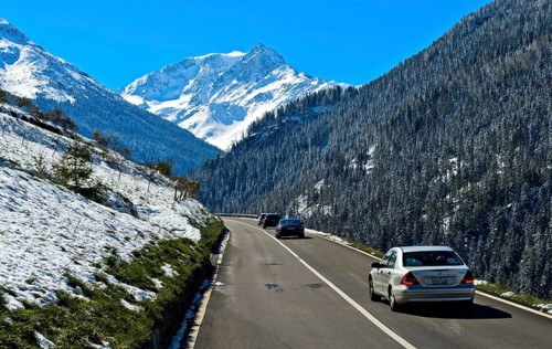Road to the Grosser Sankt Bernhard Pass