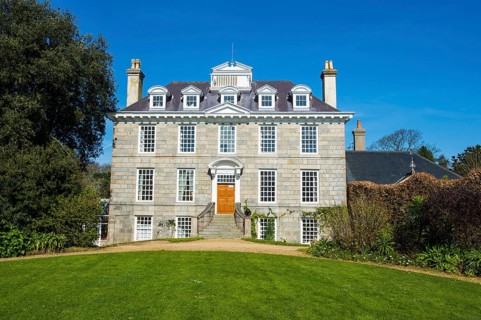 Sausmarez Manor