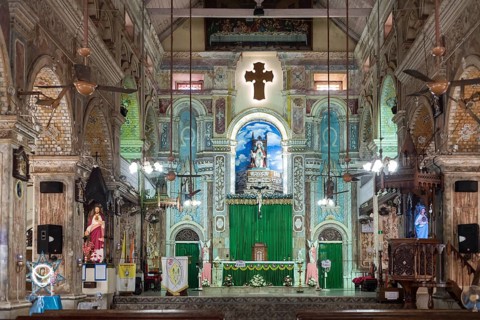 Inside Santa Cruz Cathedral Basilica