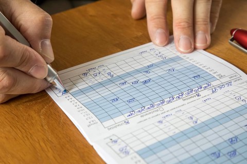 Diabetics keep his blood sugar diary