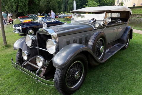 Packhard 645 Deluxe Eight