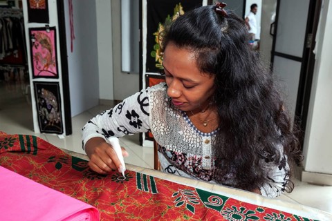 Batik crafting