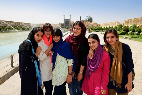 Girls posing on Imam Square