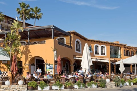 Restaurant at Marina