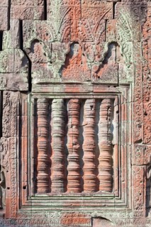 Window balusters at Prasat Preah Khan temple ruins