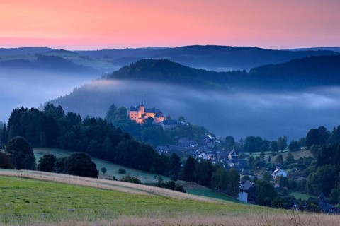 View of castle and village Lauenstein