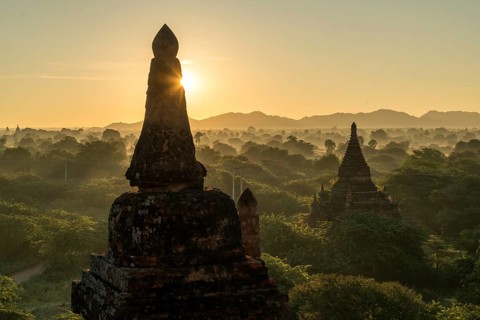 Sunrise over the temples and pagodas in the plain of Bagan