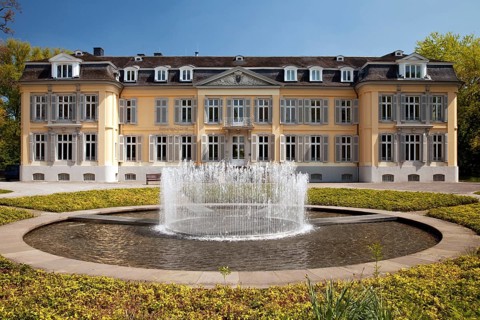 Art museum Schloss Morsbroich with the fountain sculpture Water Island