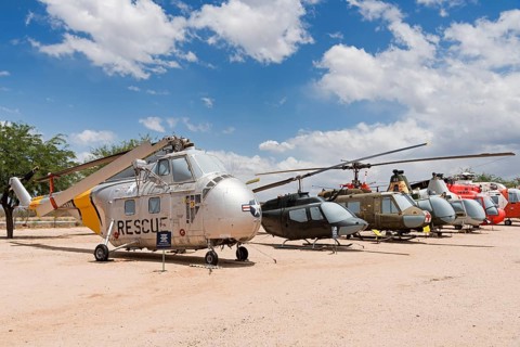 Rescue helicopter Sikorsky Chickasaw Cargo