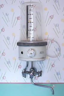 Wall water boiler in a 1950s kitchen