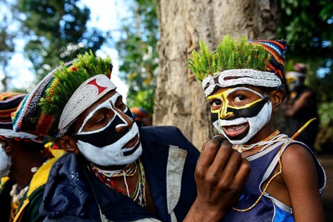 Preparations of the highland tribes