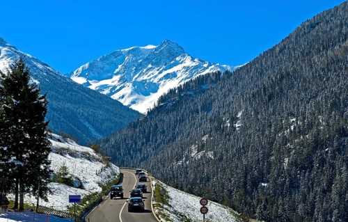 Road to the Grosser Sankt Bernhard Pass