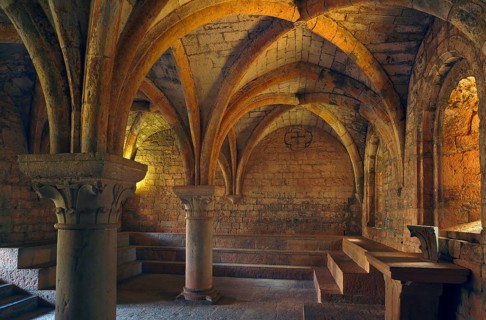 Cross vault