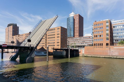 Mahatma Gandhi drawbridge