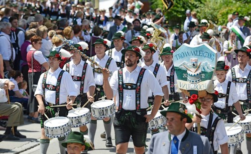 Traditional costume parade