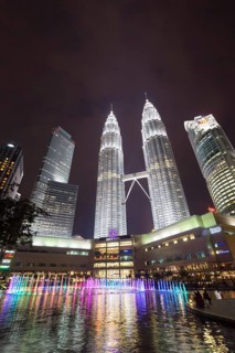 KLCC Lake Symphony Water Fountain Show