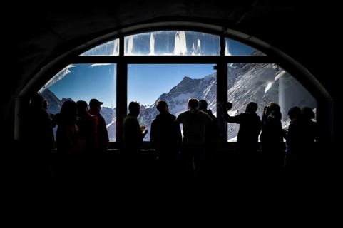 Tourists having view of the Arctic Ocean