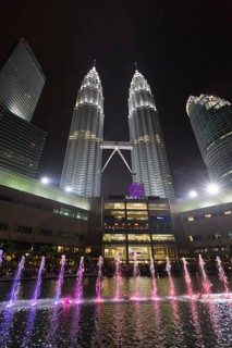 KLCC Lake Symphony Water Fountain Show
