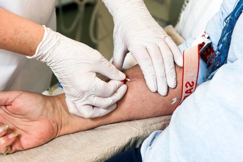 Outpatient dialysis