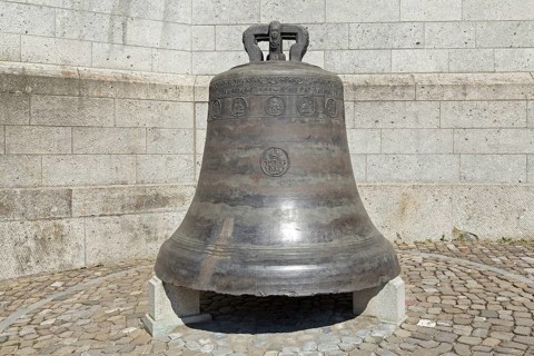Bell