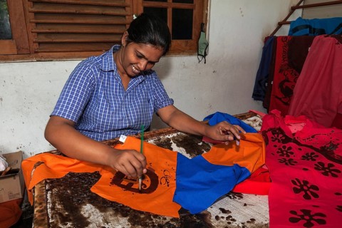 Batik crafting