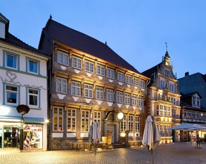 Stiftsherrenhaus and Leisthaus