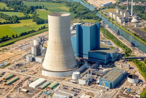 Power plant Datteln 4 under construction