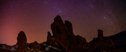 Roque Cinchado and Teide vulcano with starry sky